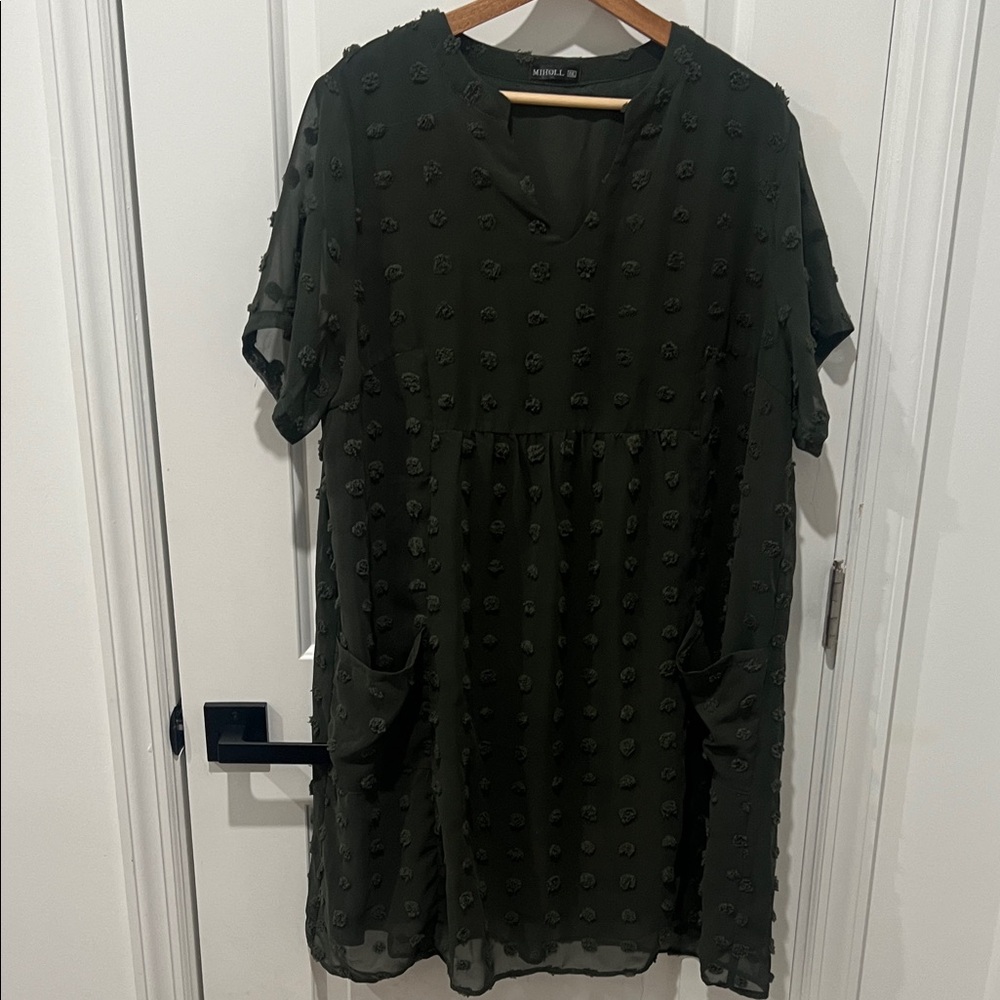 Moss‎ Green Textured Swiss Dot Dress Size XXL